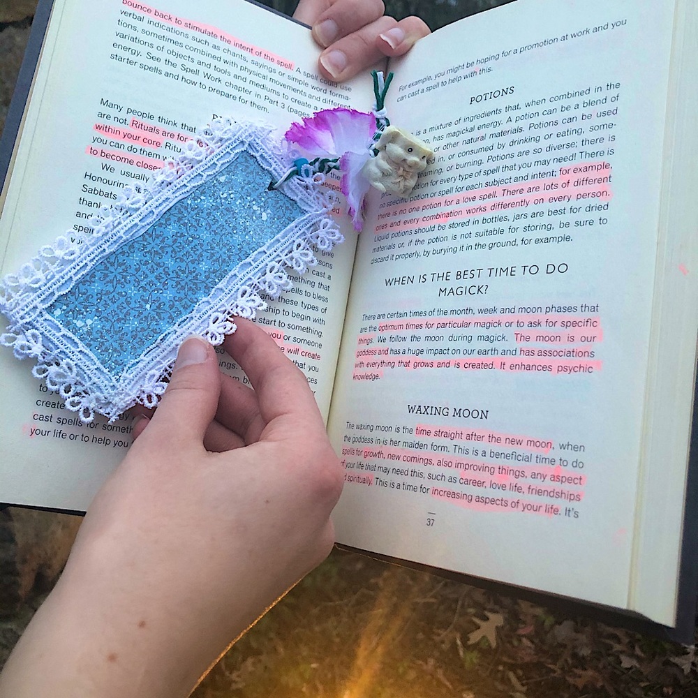 Handmade Bookmark w/ Vintage Bunny Teacup Charm - Picture 6 of 6